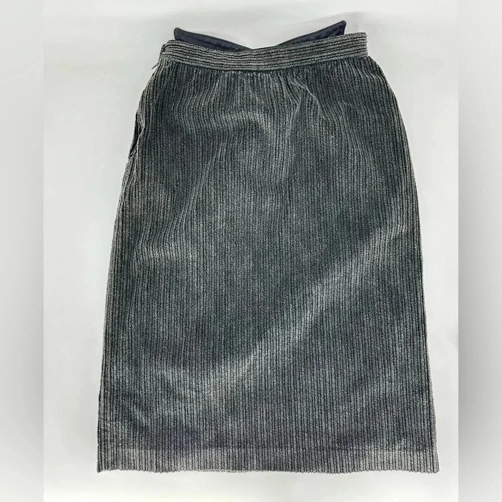 Vintage 1980’s Italian size 42 corduroy pencil skirt with leather trim